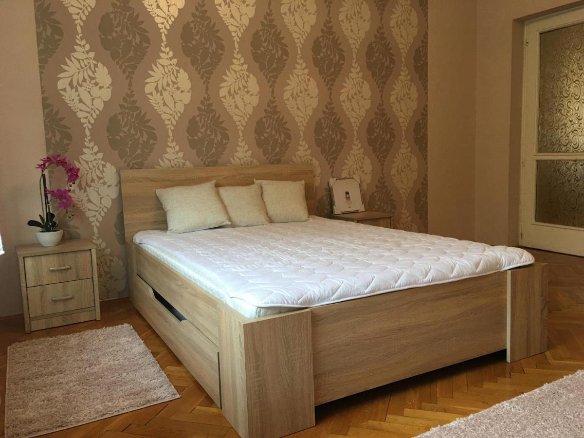 Casa Marherita Appartman Hajdúszoboszló Exteriör bild